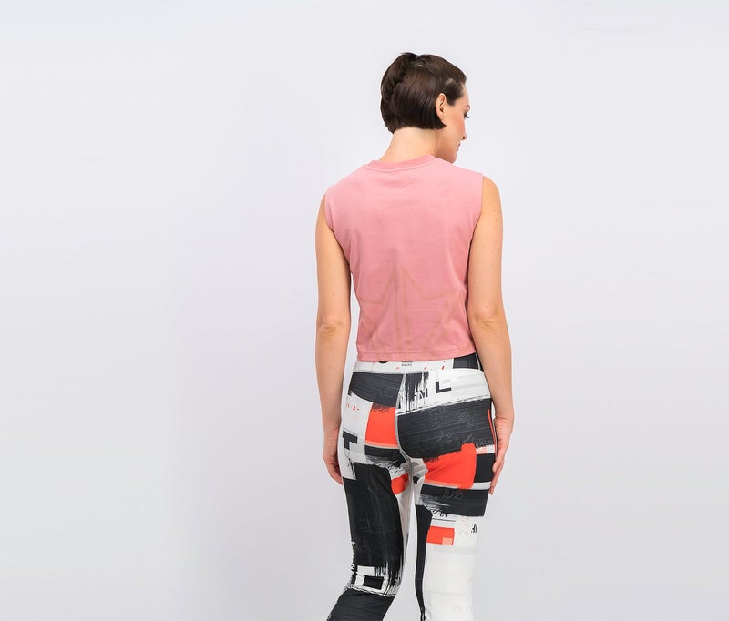 Reebok توب قصير بدون أكمام للنساء، وردي - Image 2