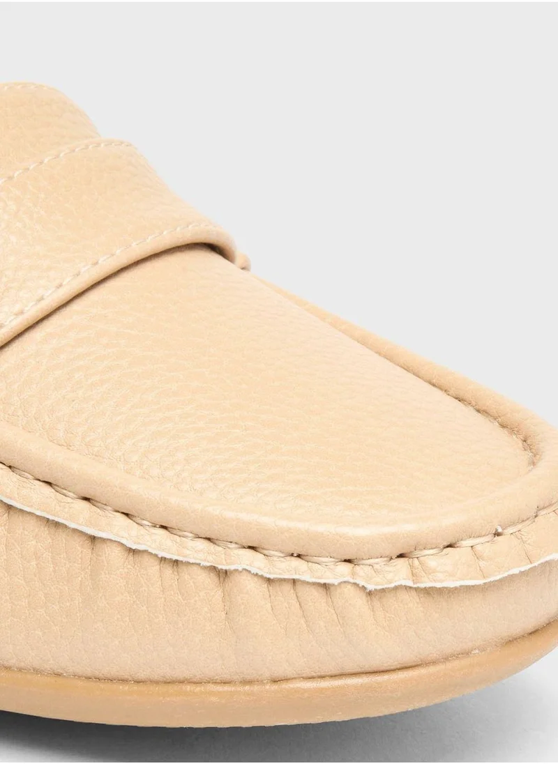 shoexpress Square Toe Moccasins