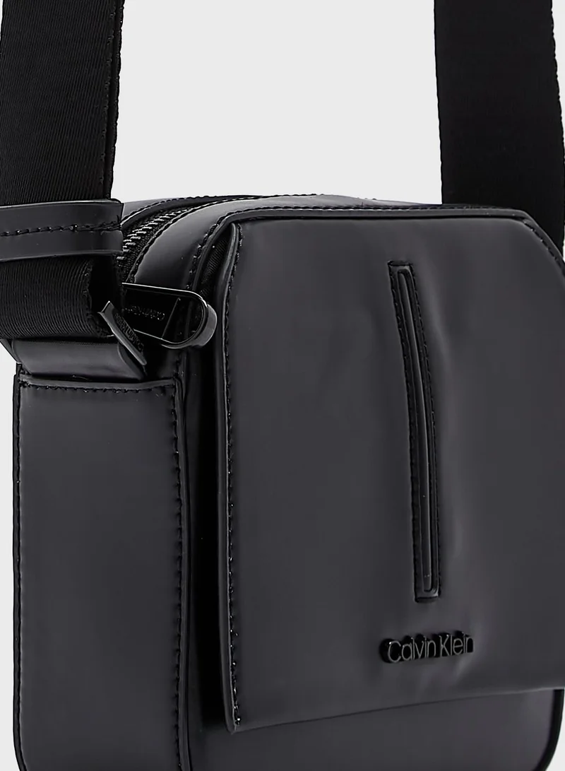 CALVIN KLEIN Median Cube Reporter Backpack