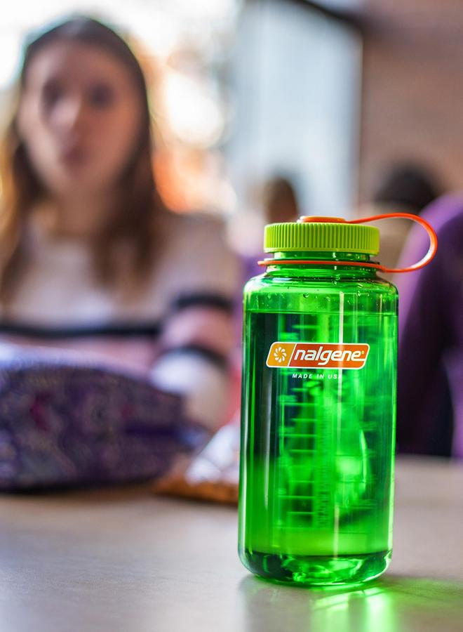 Nalgene 32oz Wide Mouth Water Bottle, Melon Ball Sustain - Image 4