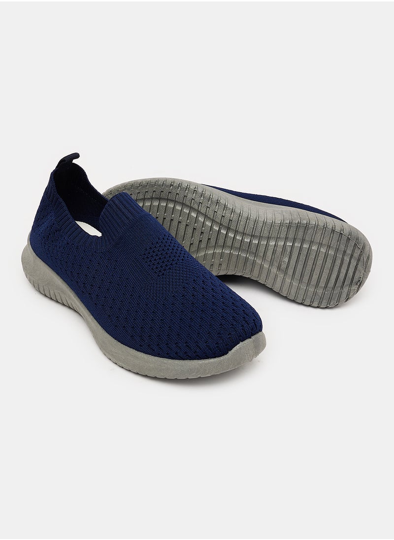 GRINTA Women Sneakers  - Image 3