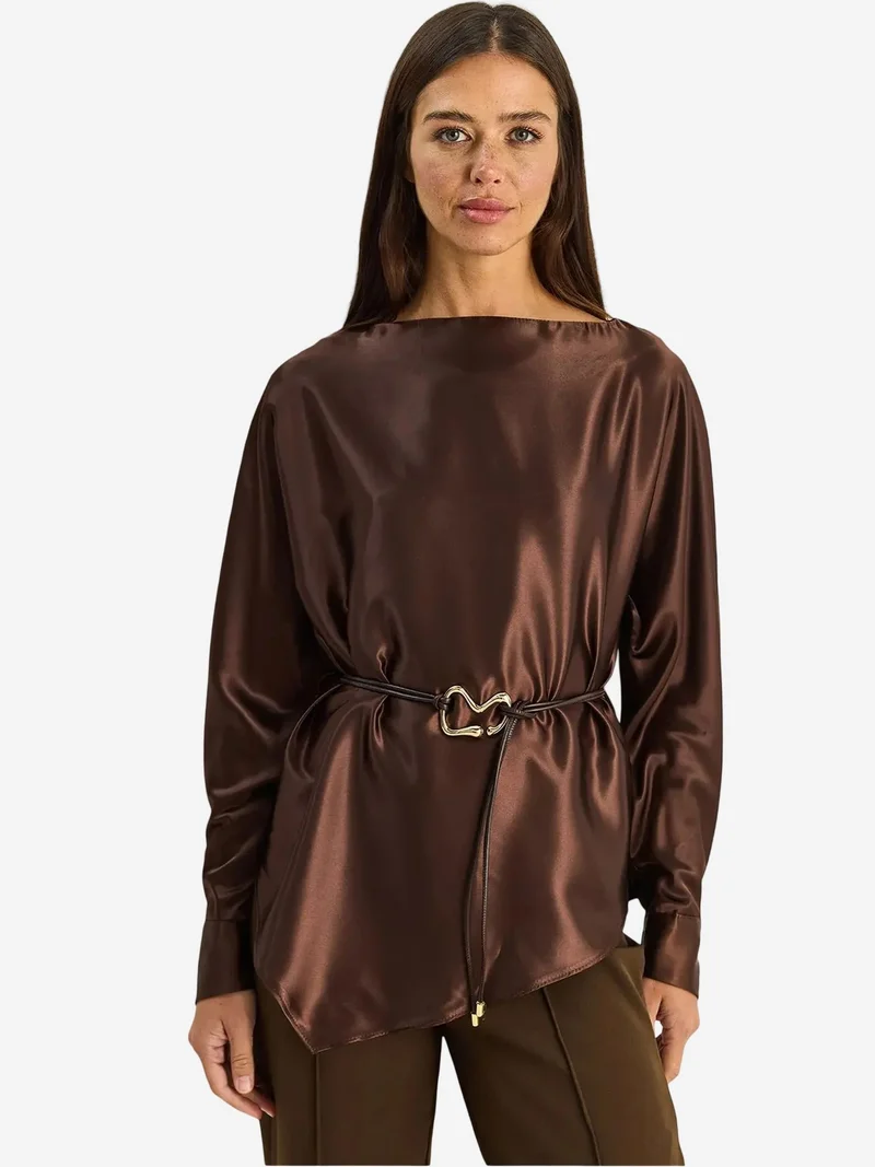 بيانكو لوتشي LUCCI Belted Satin Boat Neck Blouse