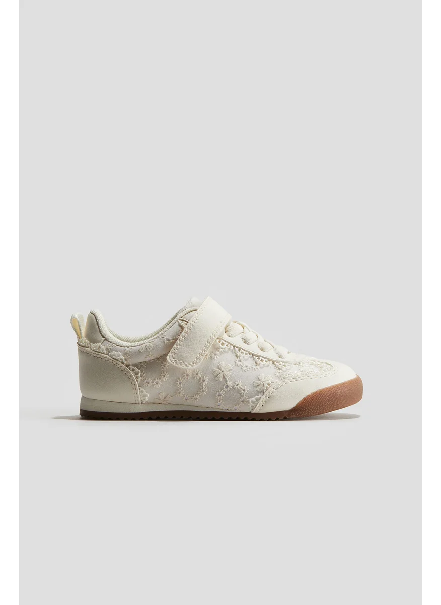 اتش اند ام Lace-Detail Trainers