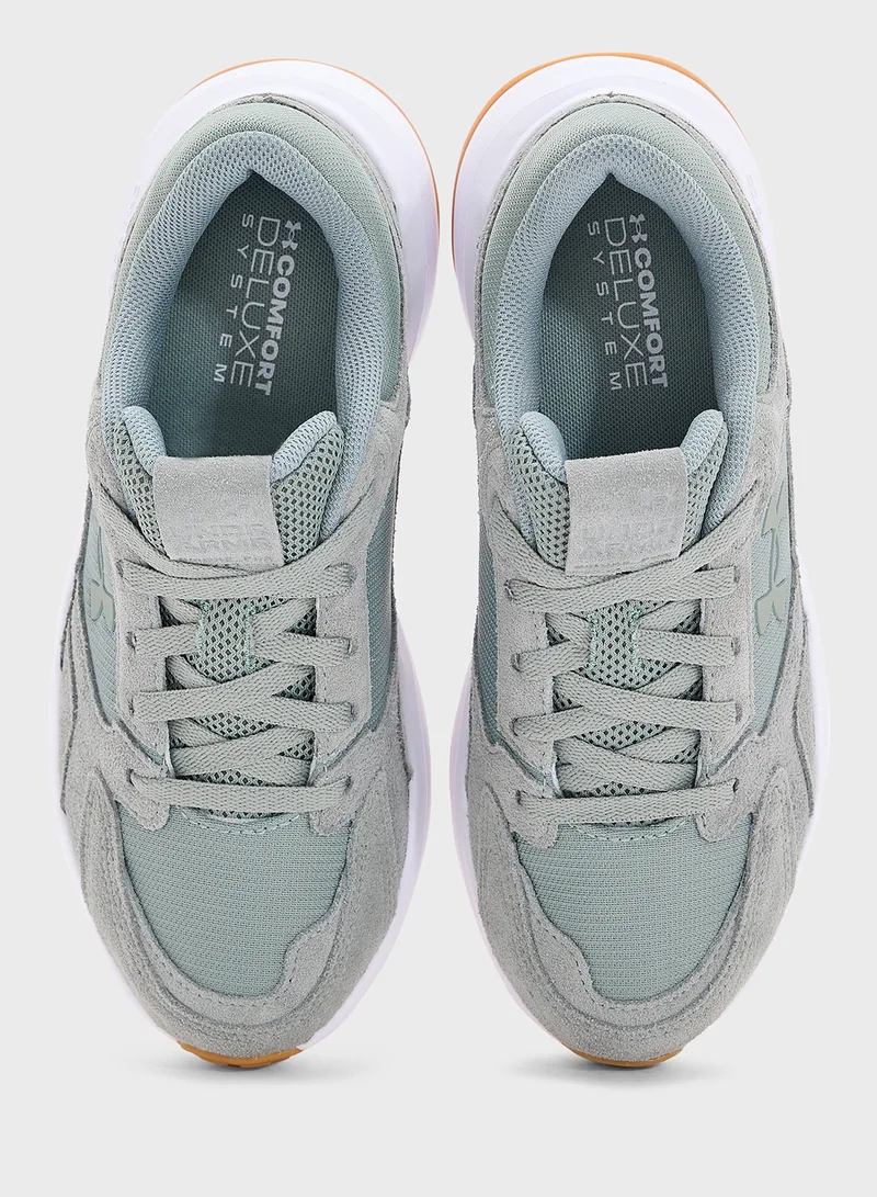 UNDER ARMOUR Edge Suede