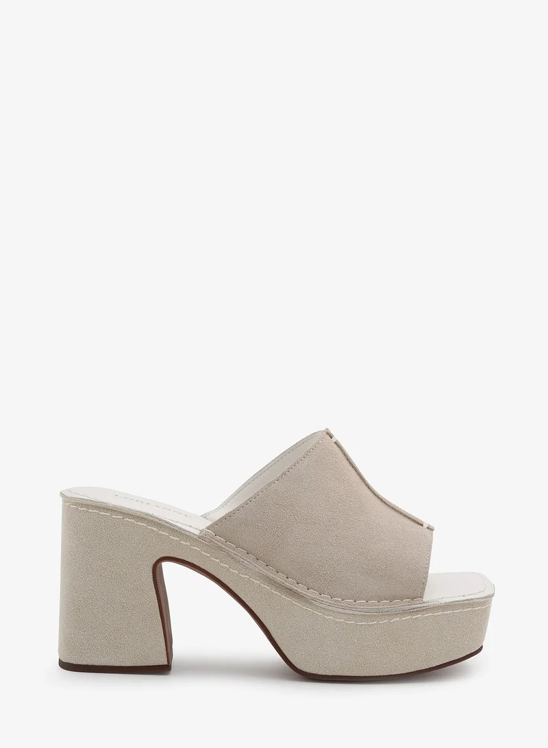 Lorianne Laiba - platform Mules