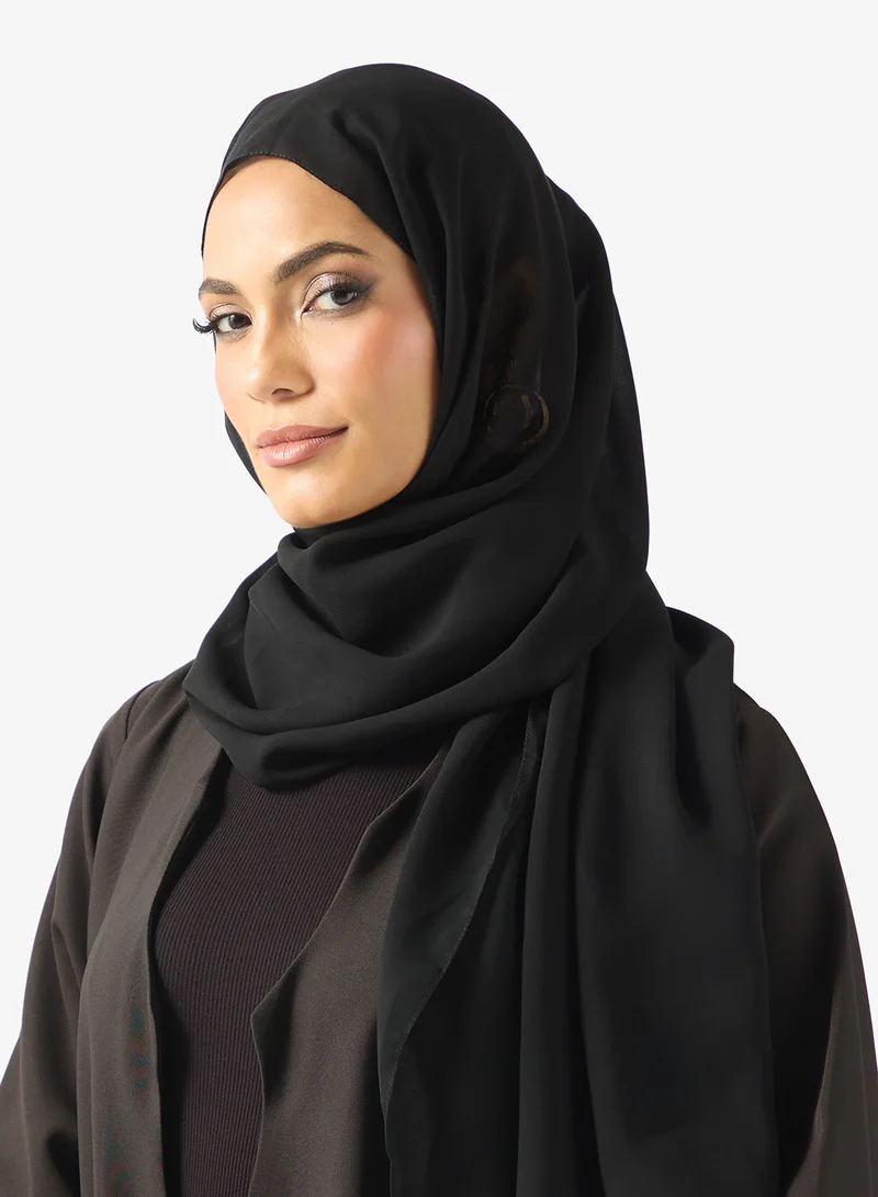 Khizana Basic Abaya With Sheila