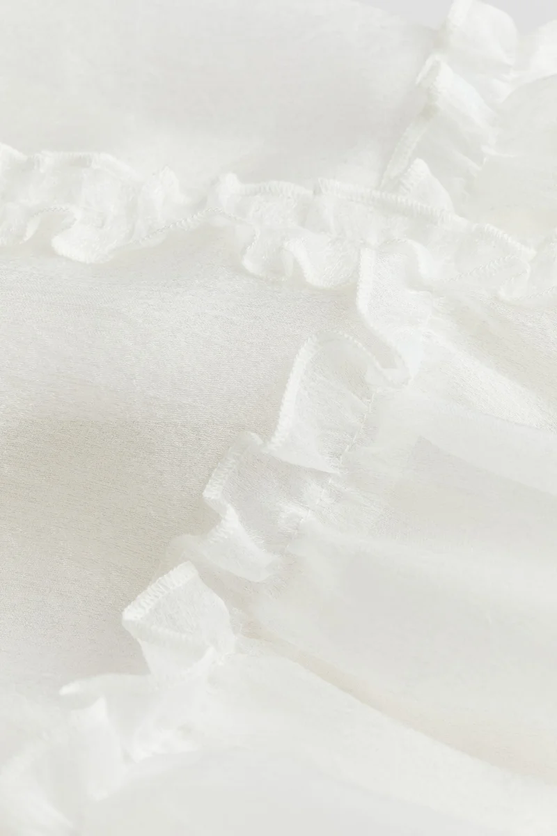 اتش اند ام فستان بحافة مكشكشة