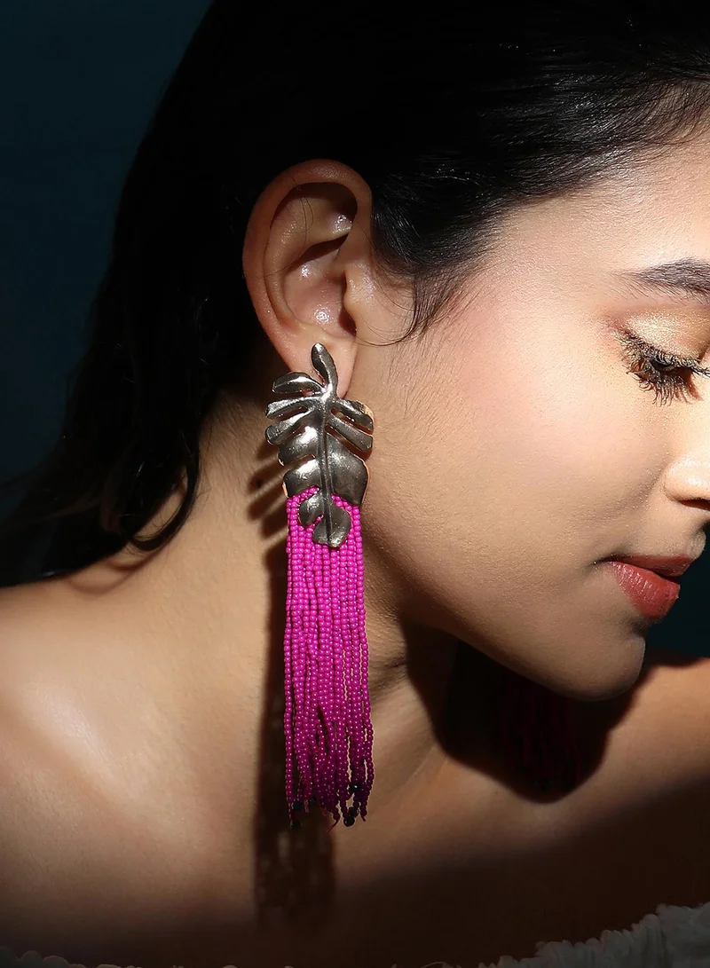 SOHI Palm-Tasselle Artificial Drop Earring Jewellery
