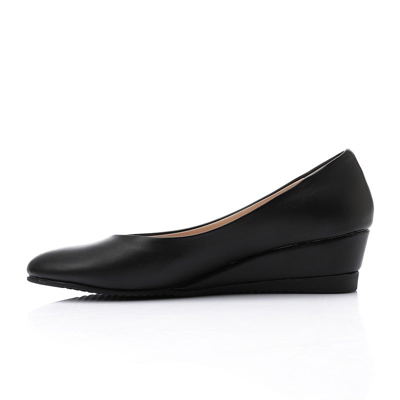 Ice Club Comfortable Walking Flat Shoes for Women Designed for Daily Use Travel and Relaxed Style - Image 4