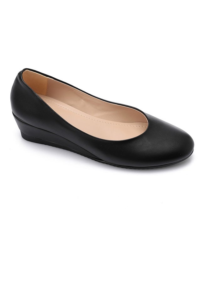 Ice Club Comfortable Walking Flat Shoes for Women Designed for Daily Use Travel and Relaxed Style - Image 1