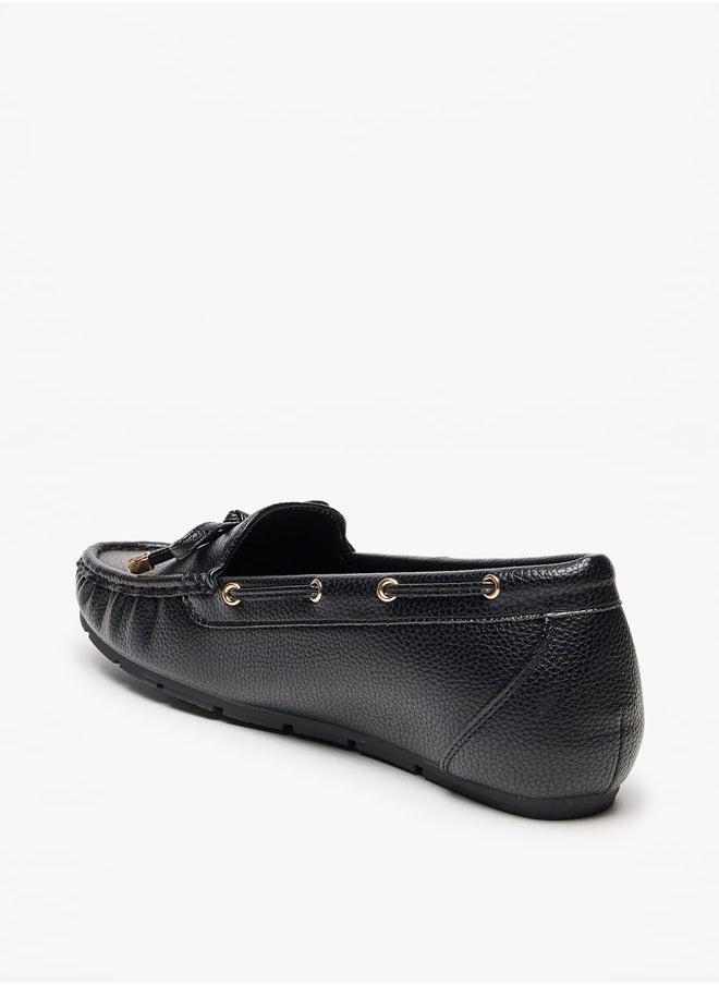 Le Confort Women's Textured Slip-On Loafers with Bow Accent  - Image 3