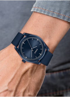 HUGO BOSS Men's Analog Round Shape Wrist Watch 1530352 - 42 Mm  - Image 4