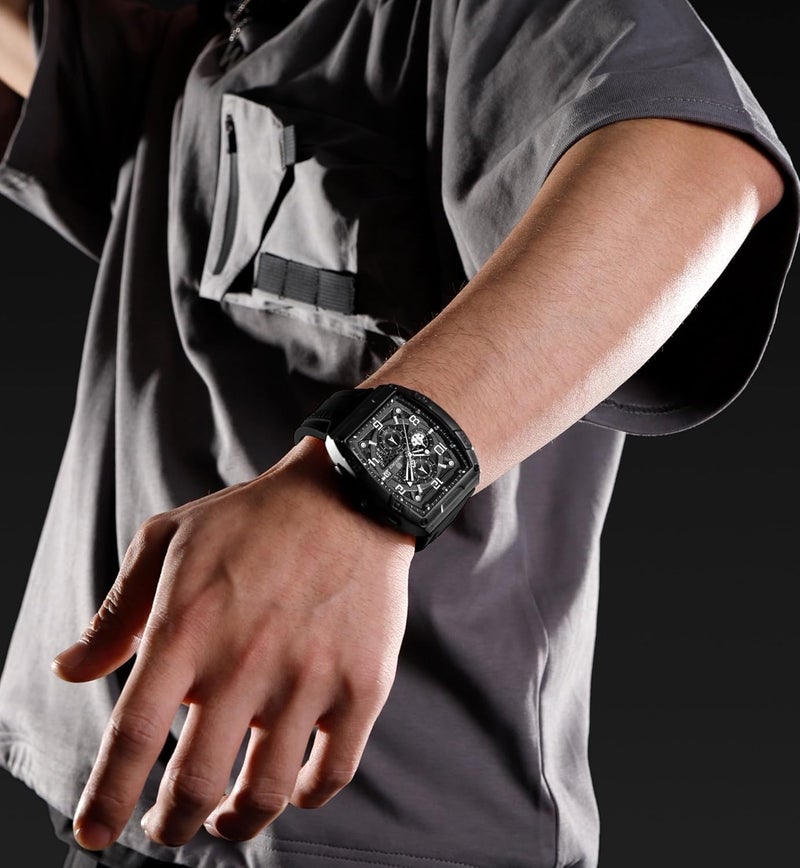 NAVIFORCE Men's Quartz Watch with Auto Date and Week Display, Black Silicone Strap - Image 2