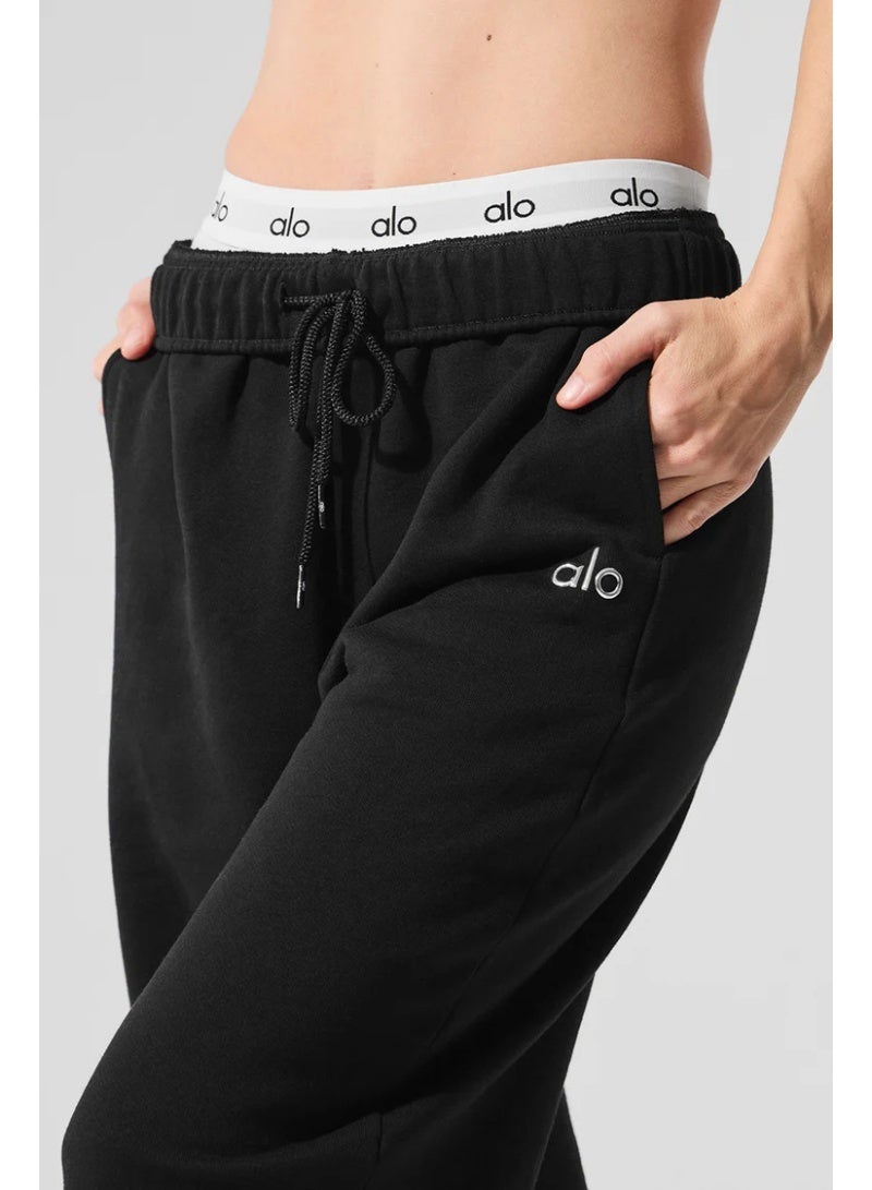 Alo Yoga Accolade Straight Leg Sweatpants - Image 4