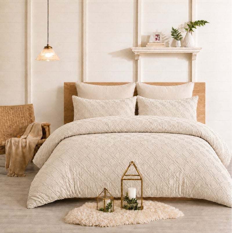 HOMETOPIA Luxury King Size 6-Piece Comforter Set 264×229 cm – Embossed Fabric, Ultra Soft & Breathable Fabric, Comfortable, All-Season Use, Premium Quality, Ideal for AC Rooms & Home Use in Saudi Arabia. - Image 1