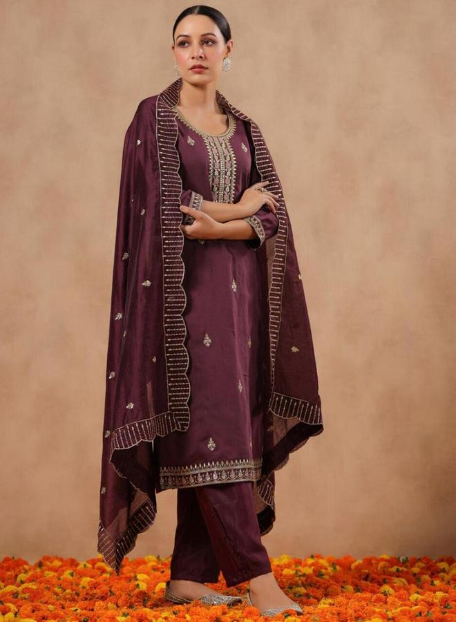 آي شين طقم كورتا وبنطال مع شال بلون بنفسجي بخليط حرير - Image 3