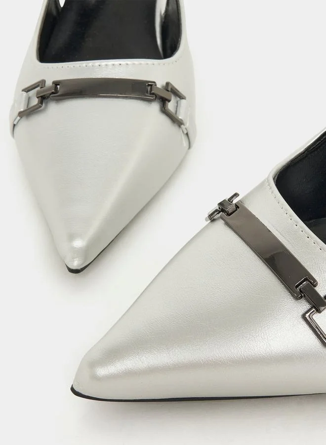 Styli Metal Detail Pointed Toe Sling Back Kitten Heel Pump