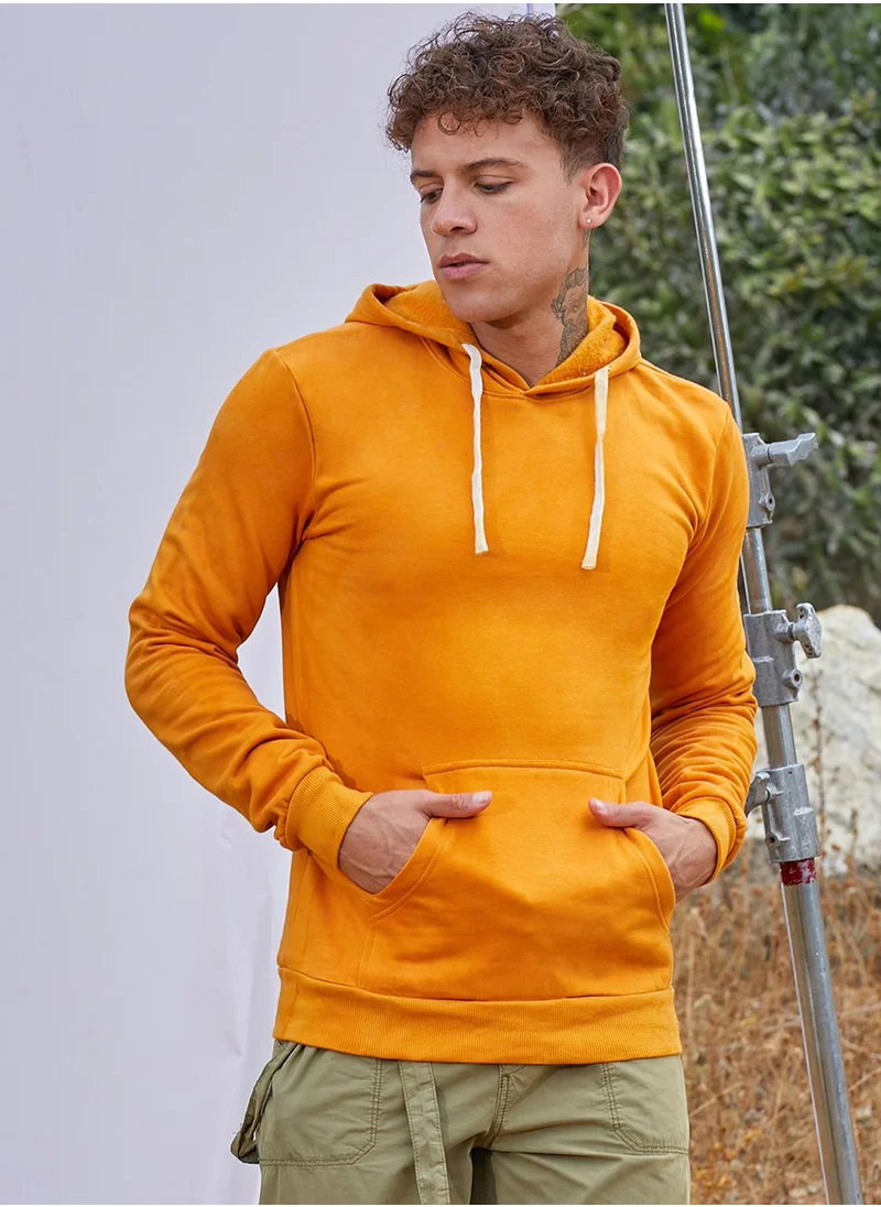 Campus Sutra Men's Mustard Yellow Pullover Hoodie With Contrast Drawstring