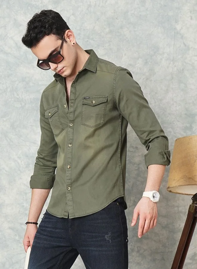 The Indian Garage Co Men Slim Fit Solid Full Sleeves Spread Collar Double Flap Pocket Casual Shirt