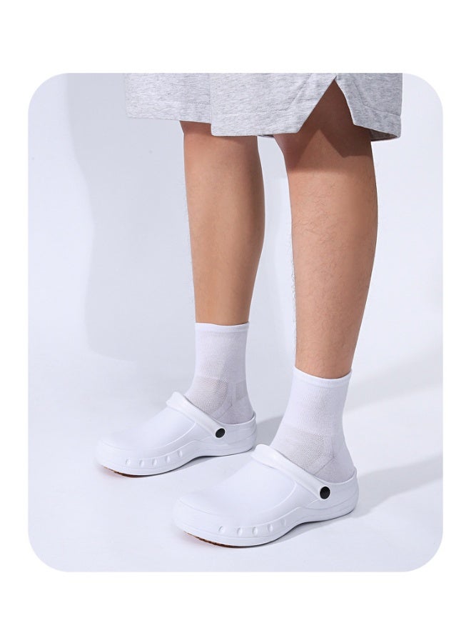 أحذية جراحية، أحذية طاهي، أحذية للجنسين مغلقة بالكامل وجيدة التهوية، أحذية واقية، مناسبة للأطباء والممرضات والطهاة وموظفي المختبر، صنادل غير قابلة للانزلاق (أبيض) - Image 3