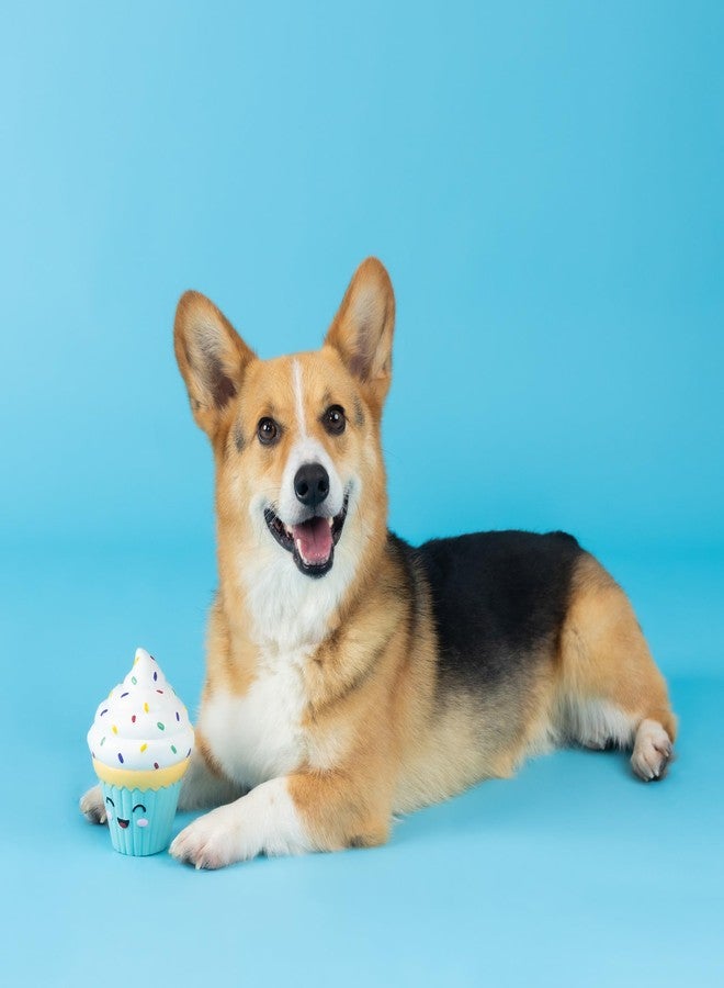 Fringe Studio Dog Toy, You Bake Me Crazy, Latex, Pet Shop Collection (366013) - Image 3