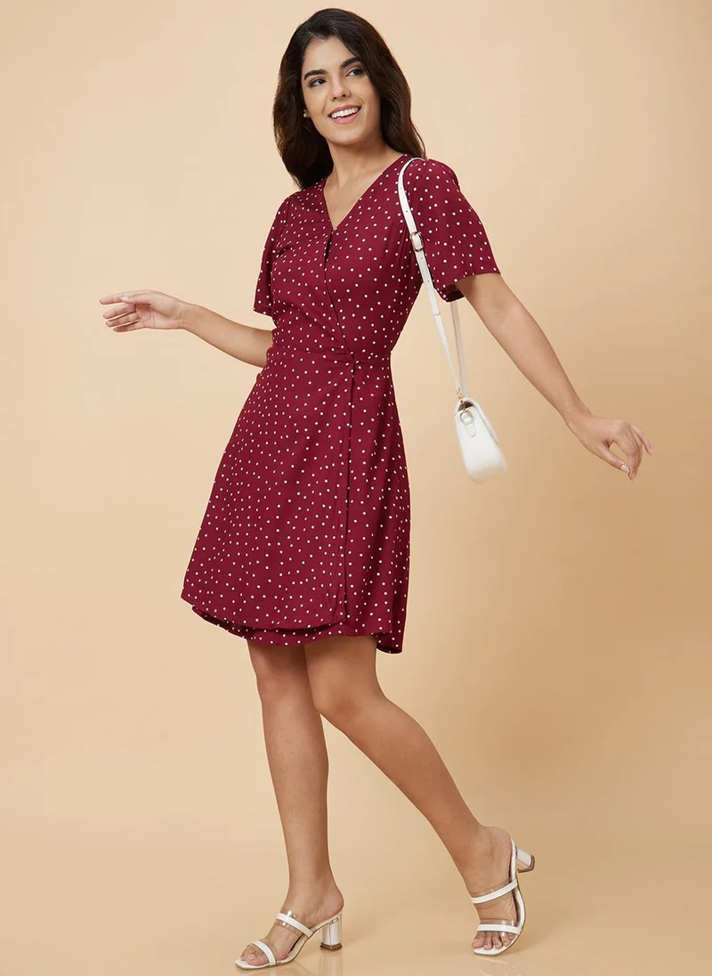جلو باص Women Maroon Polka Dot Print Mini Wrap Dress