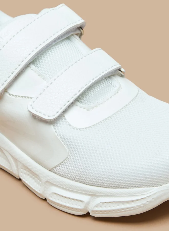 كانغاروس Boys Textured Sports Shoes With Hook And Loop Closure