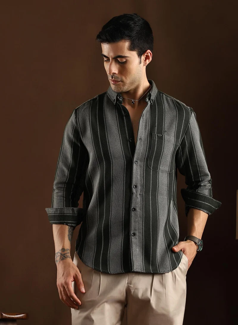 كامبوس سوترا قميص رجالي أخضر مخطط كاجوال بياقة عريضة وأكمام طويلة