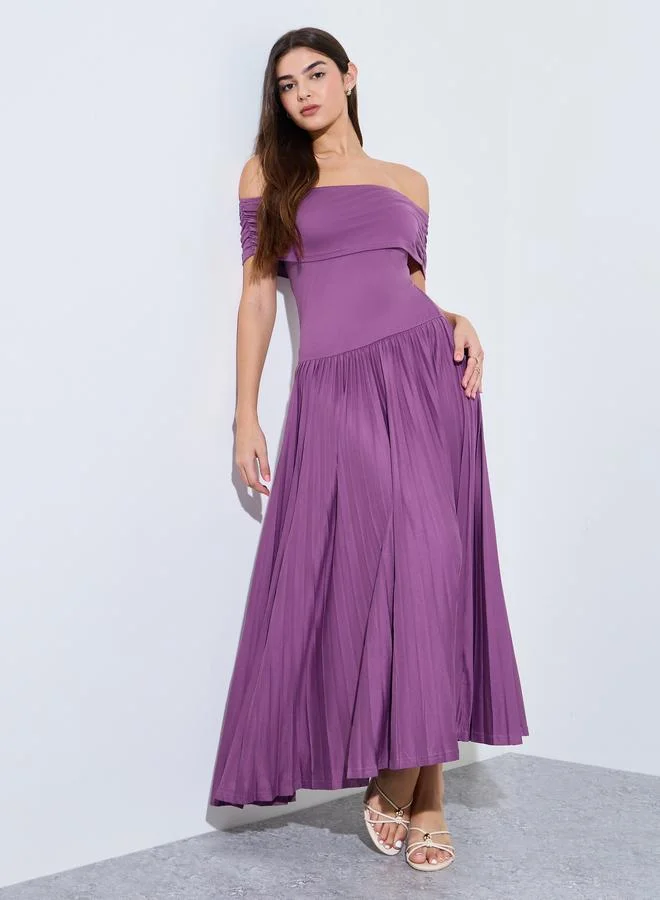 ستايلي Purple Pleated Off Shoulder A-Line Maxi Dress