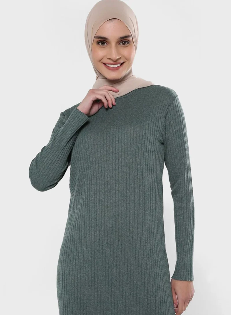 Tavin by Modanisa Crew Neck Maxi Dress