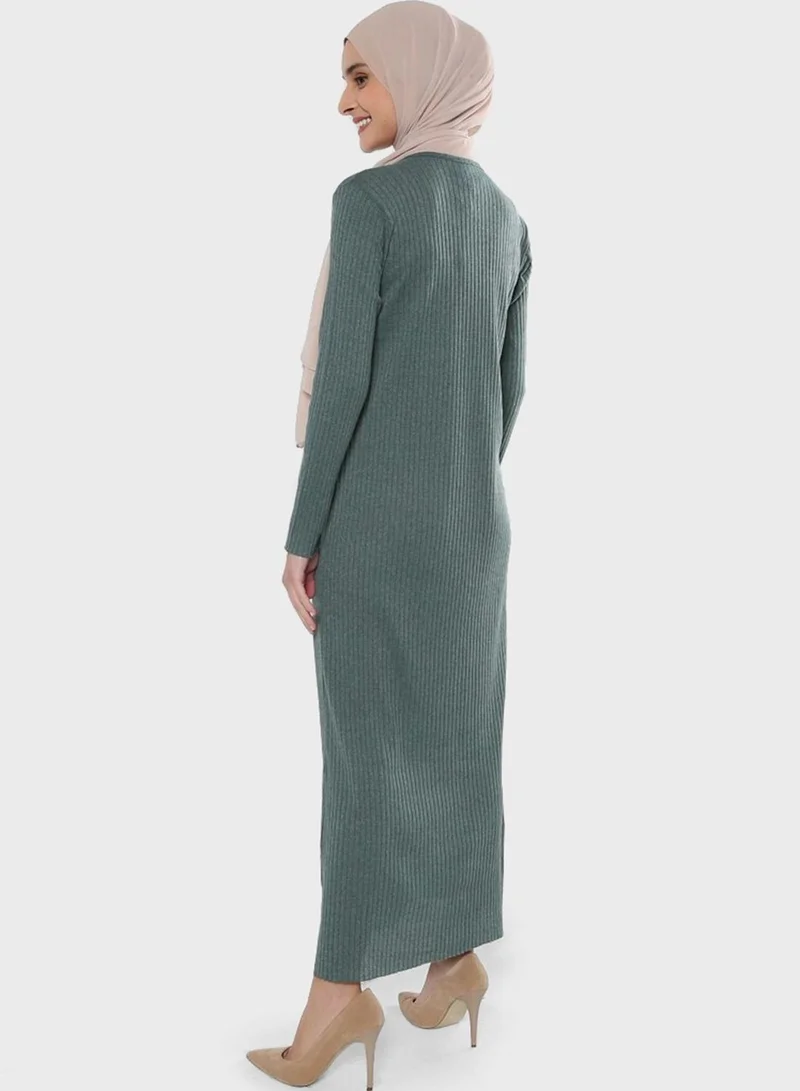 Tavin by Modanisa Crew Neck Maxi Dress