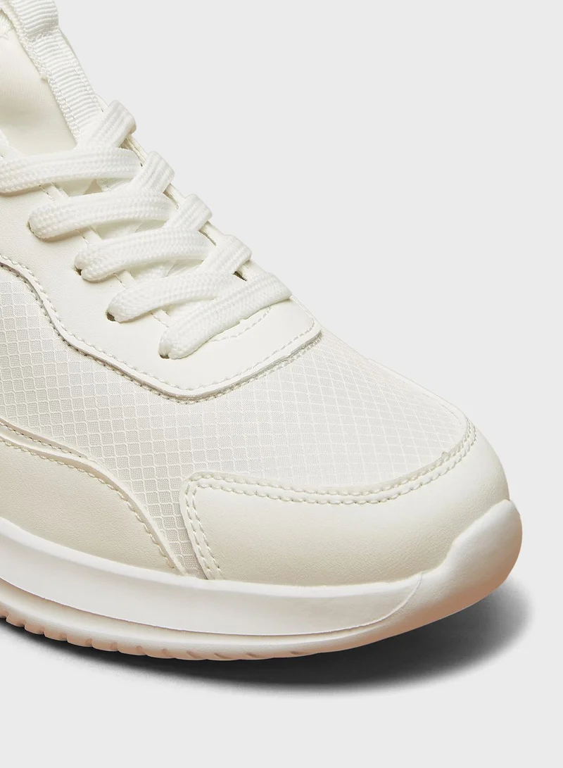 shoexpress Casual Shoes