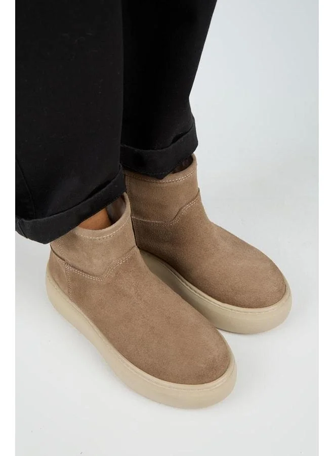 Manijero  Gemma Women's Genuine Leather Plain Inside Fur Vizon Boot. for Women | Best Price UAE