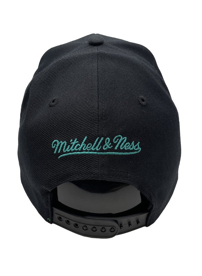 Mitchell & Ness Vancouver Grizzlies Team Script 2.0 Snapback Hat Adjustable Cap - Black/Teal/Hardwood Classics - Image 4