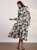 globus black and white floral