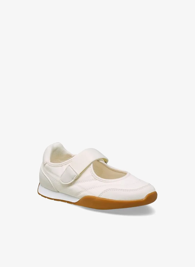 ليتل ميسي Girls Hook & Loop Sneakers