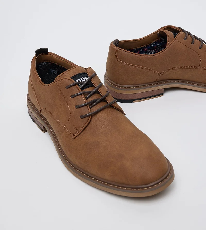 STEVE MADDEN  Earnest Textured Lace-Up Formal Shoes for Men | Best Price UAE