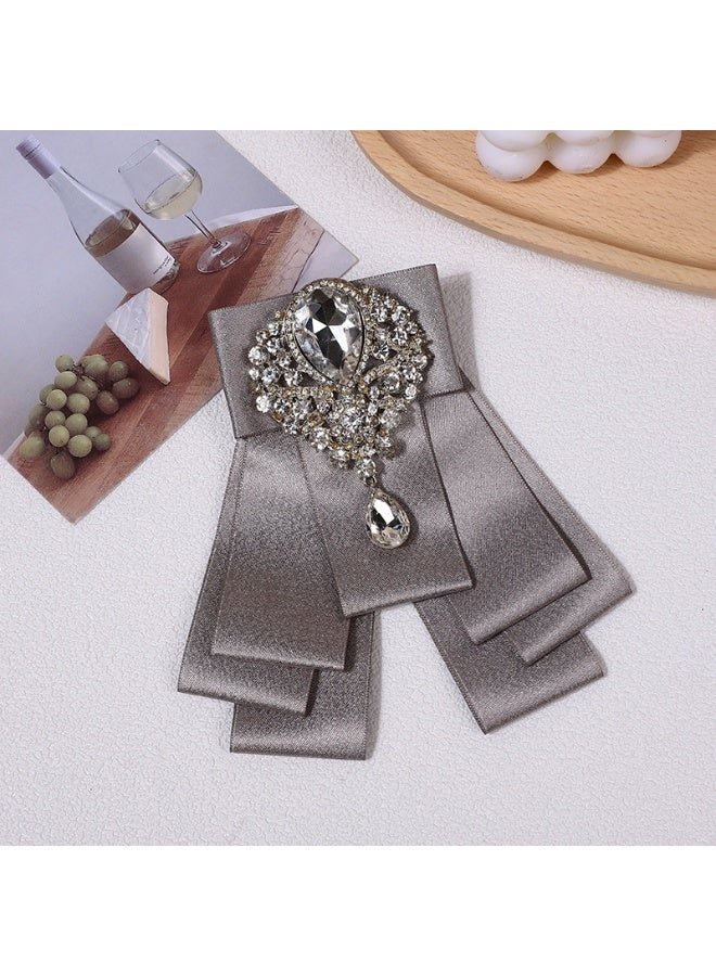 Shougu Vintage British Style Brooch