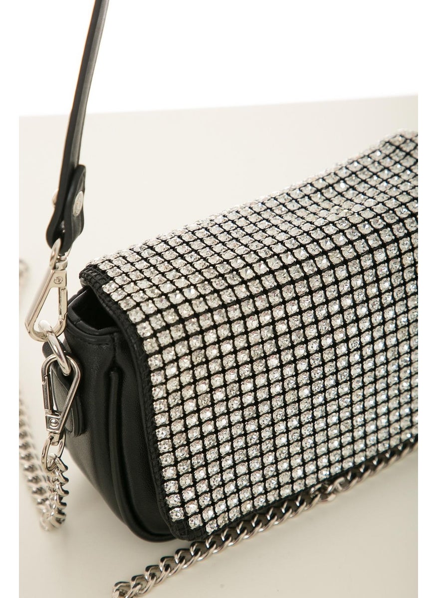 Kriste Bell - Women's Handbag and Shoulder Bag Small Chain - Image 1