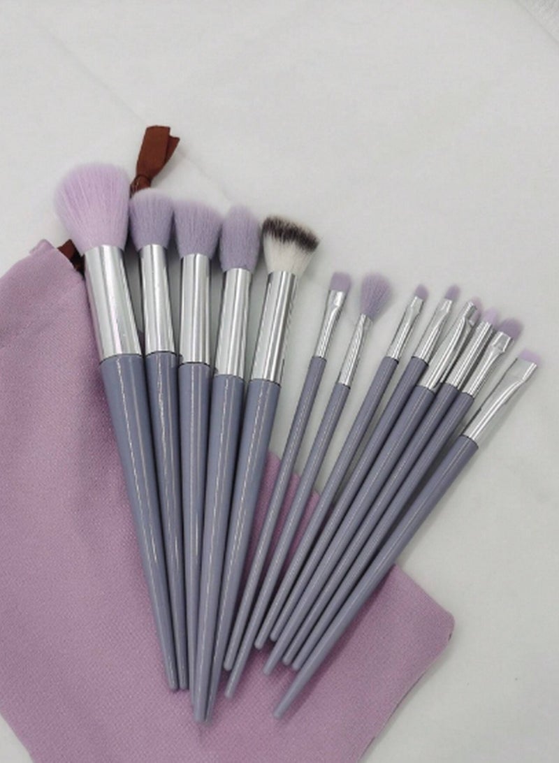 13-Piece Professional Makeup Brush Set with Travel Case – Full Face & Eye Brushes for Seamless Application - Image 5