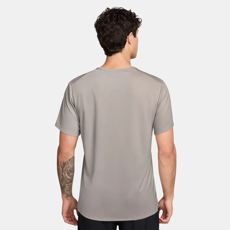 نايكي Men's Miler Dri-FIT UV Running T-Shirt