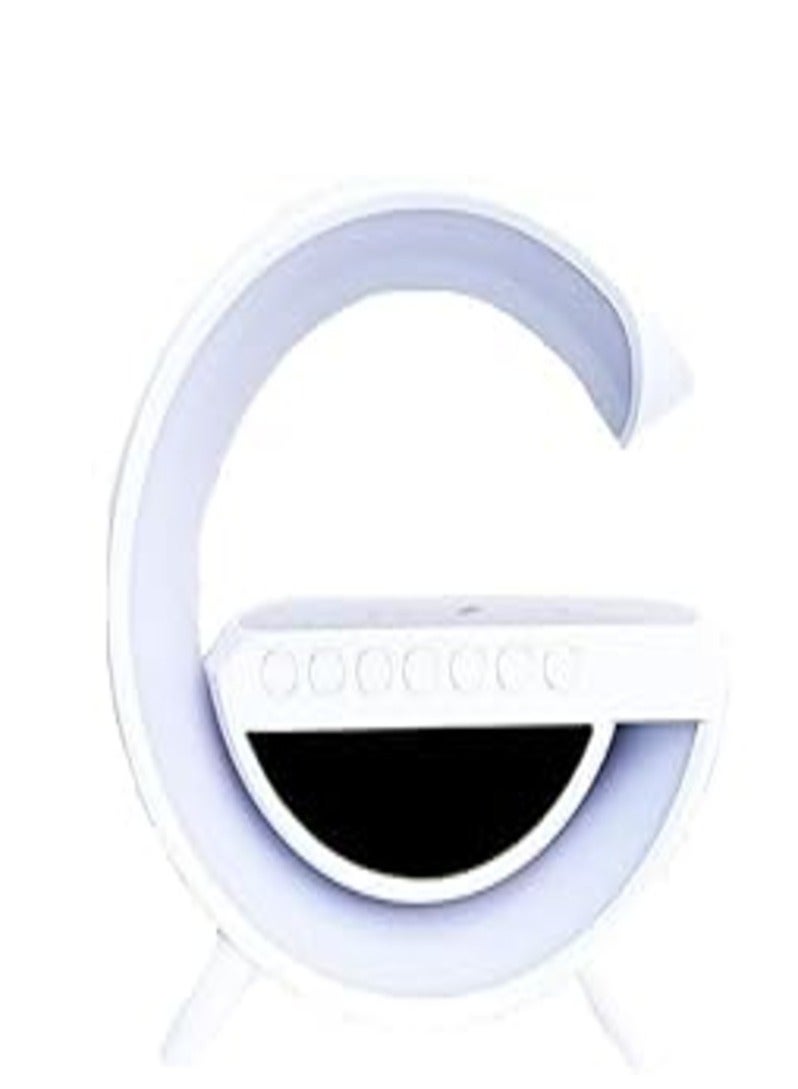 Table lamp and letter G speaker 