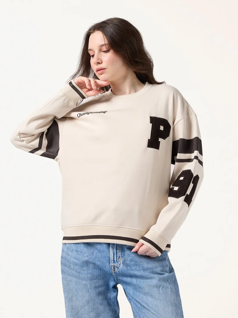 Outzidr  Cream Varsity Bold Applique Russian Fleece Sweatshirt for Women | Best Price UAE