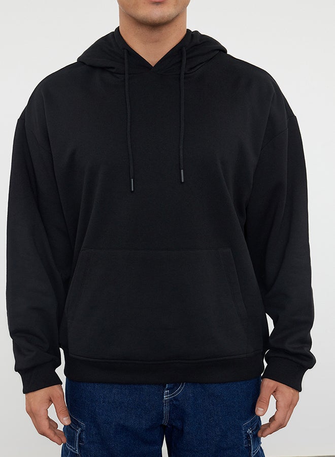 trendyol Black Oversize/Wide Cut Basic Hooded Sweatshirt with Fleece Inside TMNAW23SW00195  - Image 3