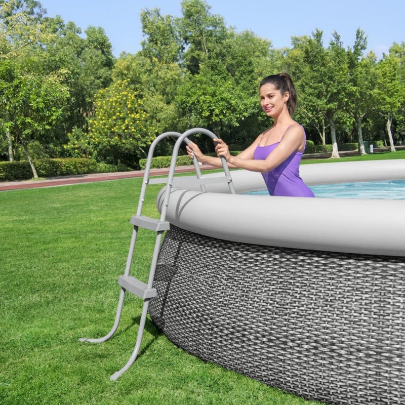 Bestway Flowclear 84 cm Pool Ladder, Grey - Image 3