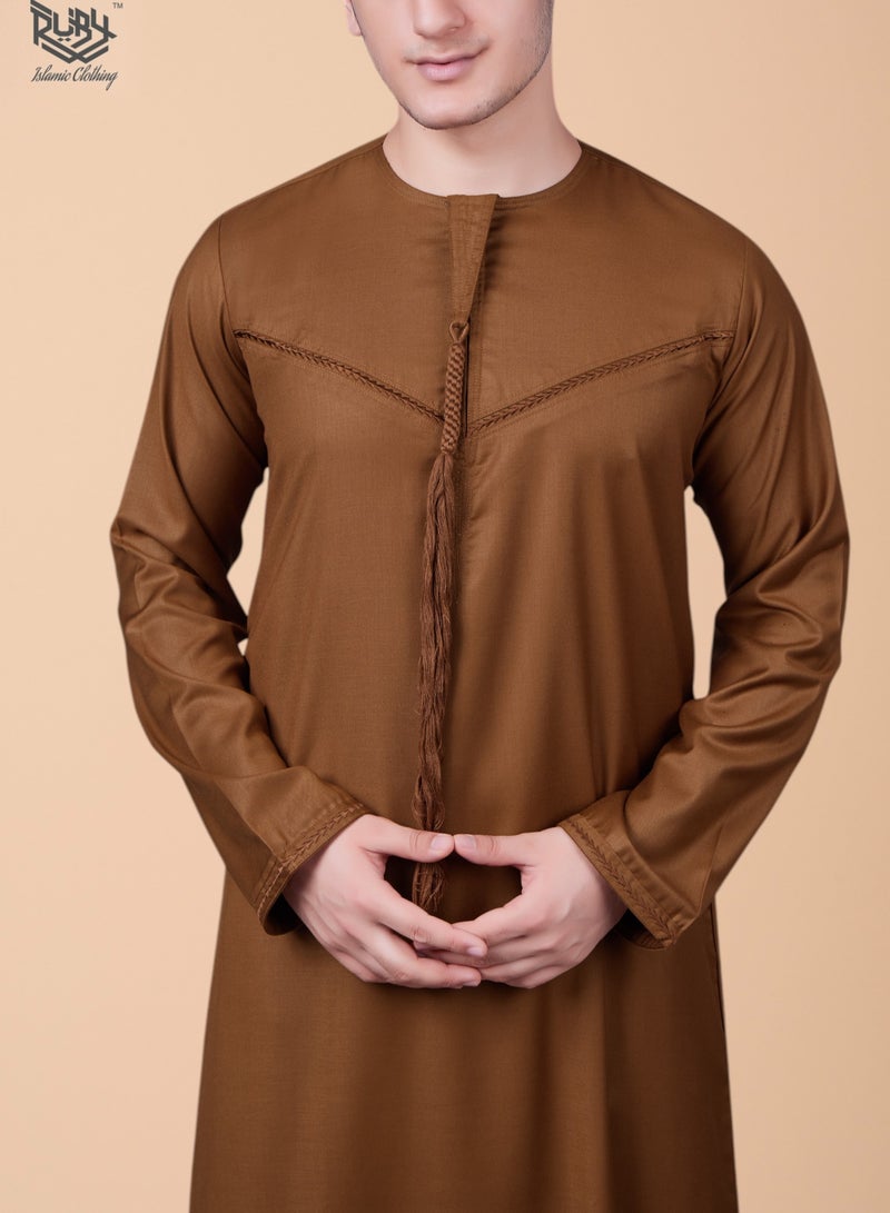 روبي للملابس الإسلامية ثوب كندورا للرجال ثوب جبها برقبة دائرية وأكمام طويلة مع تطريزز - Image 4