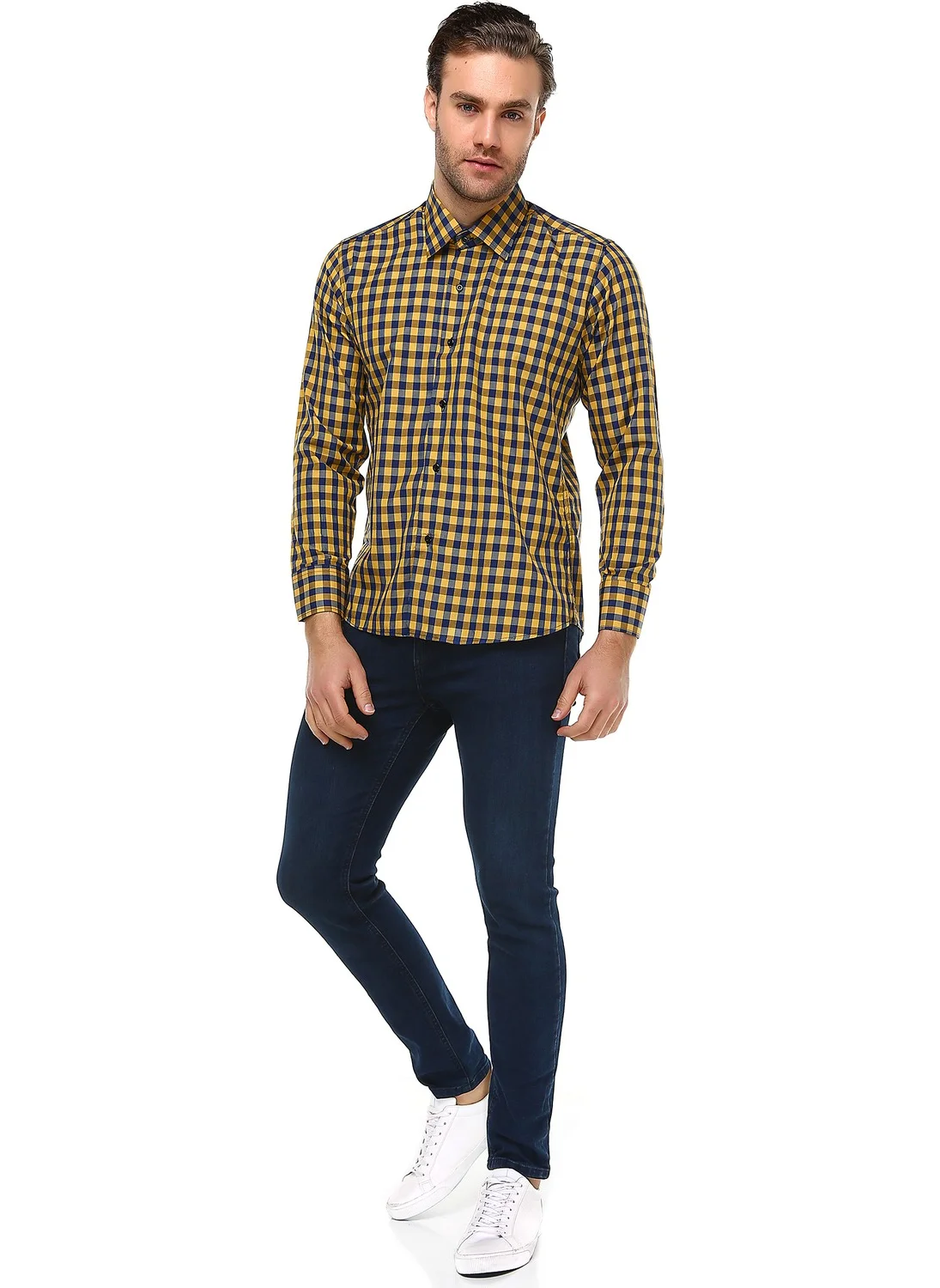 Varetta Slim Fit Cut Patterned Shirt
