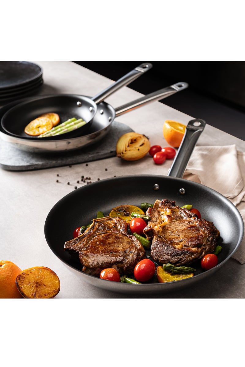 TRAMONTINA Tramontina Since 1911,  20cm Non-Stick Frying Pan – Professional Shallow Stainless Steel Frying Pan with TRI-PLY Base, Interior NONSTICK Coating, 1.1 L, Heat-Resistant Handle, Made in Brazil 62633207  - Image 5