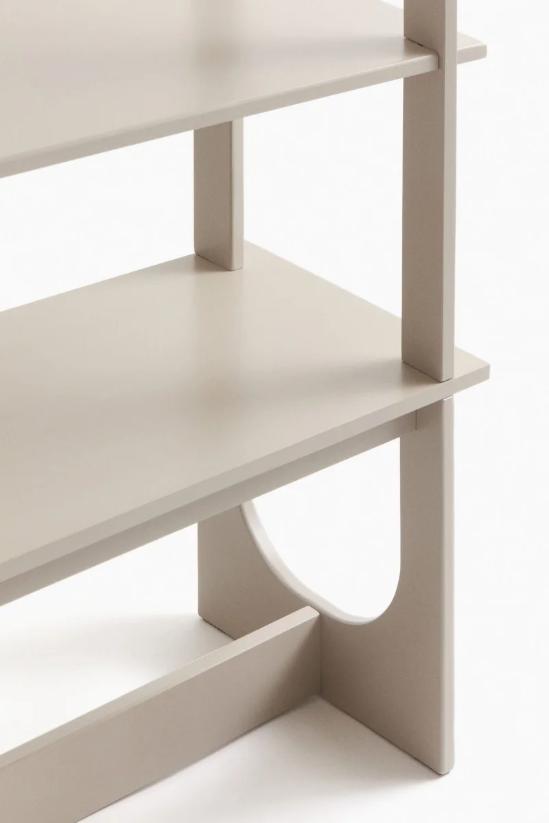 H&M Wooden floor shelf