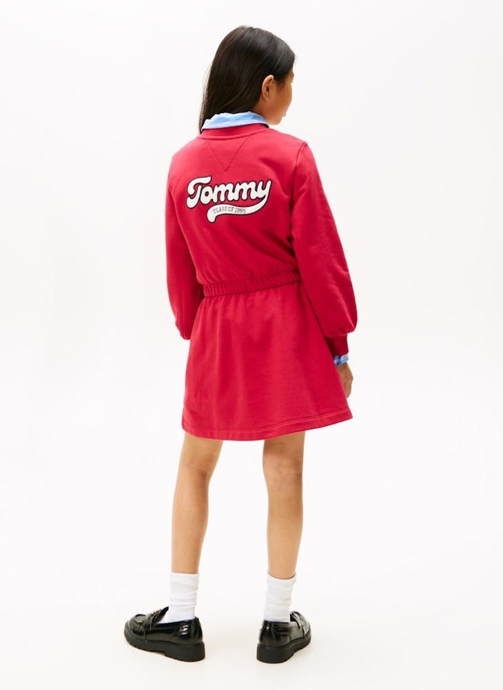 تومي هيلفيغر فستان صغير للأطفال بأسلوب جامعي - Image 2